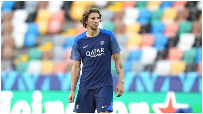 Забарный впервые прокомментировал коммуникацию с россиянином в ПСЖ: "Должен взаимодействовать с ним"