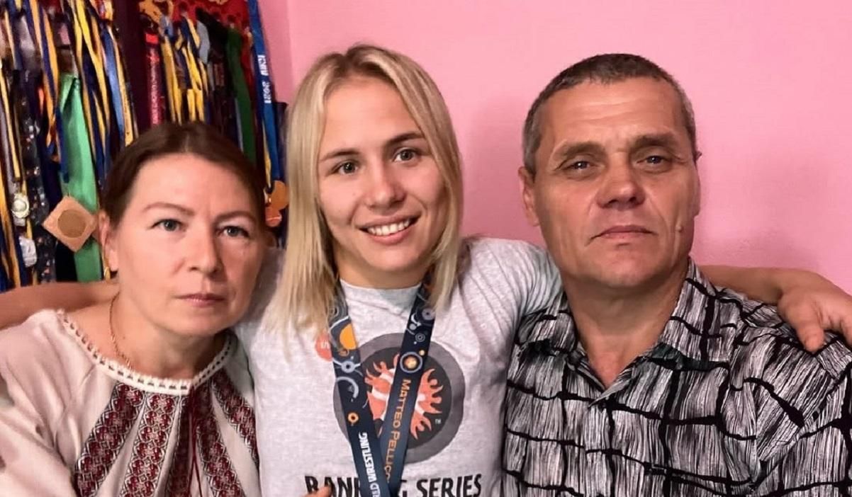 Алла Белінська із найдорожчими / Instagram