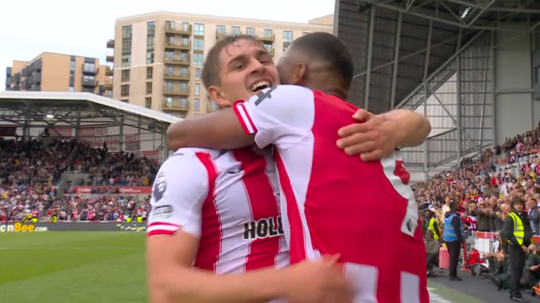 Ярмолюк з партнером / Скріншот Ярмолюк з партнером / Скріншот