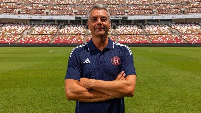 Пушіч офіційно очолив екзотичну команду – він тренуватиме чемпіона світу