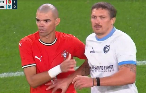 Усику насолив Пепе і володарі "Золотого м'яча" – команда українця влетіла Легендам Португалії