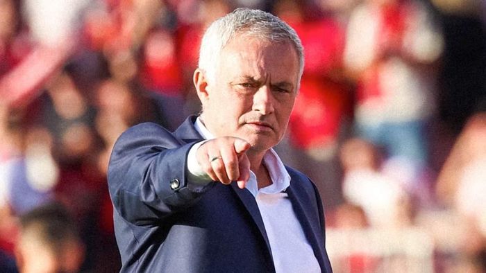 Моурінью вибухнув гнівом після втраченої перемоги Бенфіки попри гол Судакова: "Результат болить"