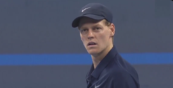 Сіннер з розгромної перемоги стартував на престижному турнірі в Пекіні