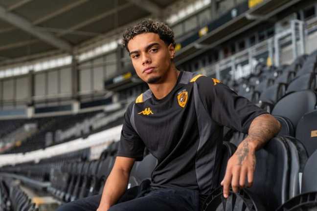 Жоау Мендеш / Фото ФК Халл Сіті Жоау Мендеш / Фото ФК Халл Сіті