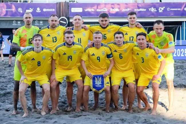 Збірна України з пляжного футболу / Фото: АПФУ