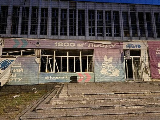 Російські ракети пошкодили Палац спорту в Одесі – у будівлі були люди