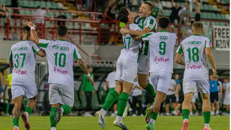 Гравці Карпат / Фото Карпати Гравці Карпат / Фото Карпати