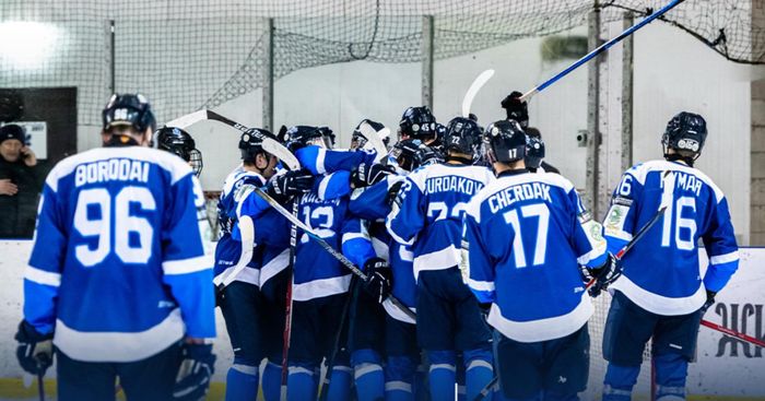 Самый титулованный украинский хоккейный клуб забросил 9 шайб сопернику и вышел в финал Кубка Украины