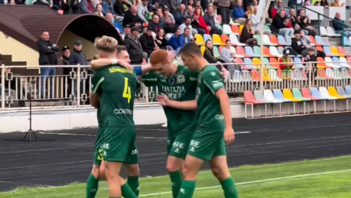 Первая лига: Металлист за три минуты упустил победу над Прикарпатьем, Нива устояла против Виктории Первая лига: Металлист за три минуты упустил победу над Прикарпатьем, Нива устояла против Виктории