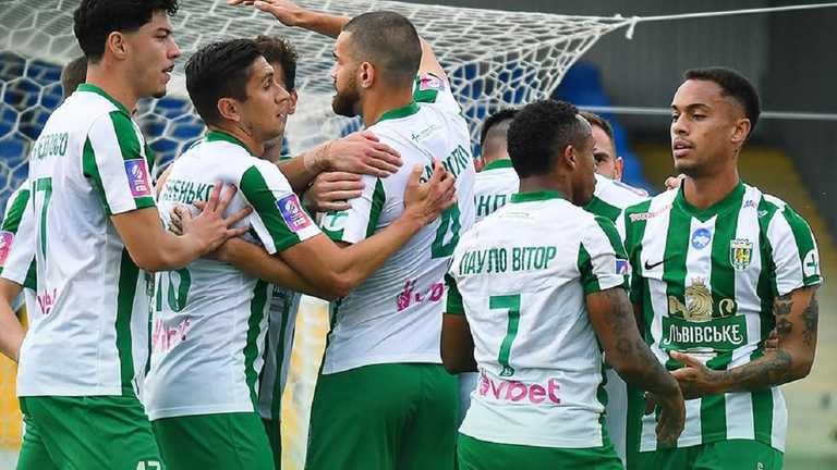 Гравці Карпат святкують гол / Фото львівського клубу Гравці Карпат святкують гол / Фото львівського клубу