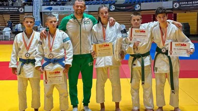 Українські медалісти турніру Copa de España A – Santander / Фото Академія Івана Васильчука Українські медалісти турніру Copa de España A – Santander / Фото Академія Івана Васильчука