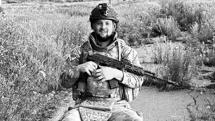 Фанат Карпат загинув на війні з росією під час евакуації поранених побратимів