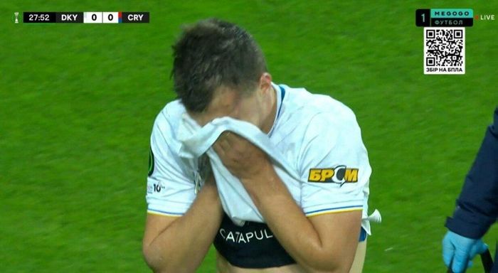 Важка травма Михавка і червона у відеоогляді матчу Динамо – Крістал Пелас – 0:2