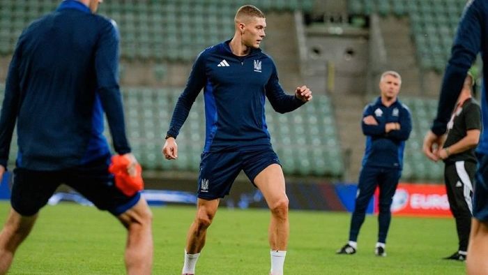 Тренер Довбика здивував заявою про українця: "Шкода, що він поїхав у збірну"