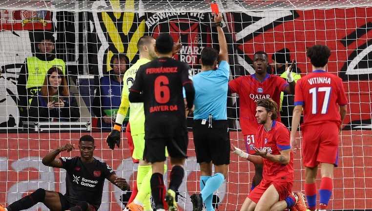 Удаление Ильи Забарного / Фото: Getty Images Удаление Ильи Забарного / Фото: Getty Images