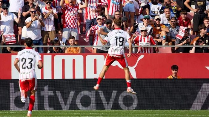 Гол Ваната в видеообзоре матча Жирона – Валенсия – 2:1