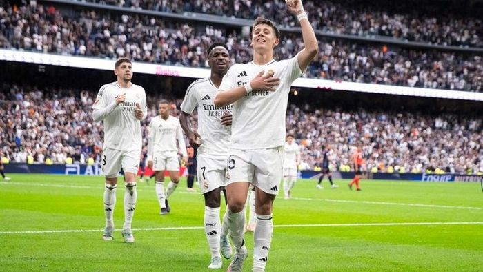 Журналістка, яка шокувала Беллінгема, змусила ніяковіти іншого партнера Луніна після перемоги над Ювентусом