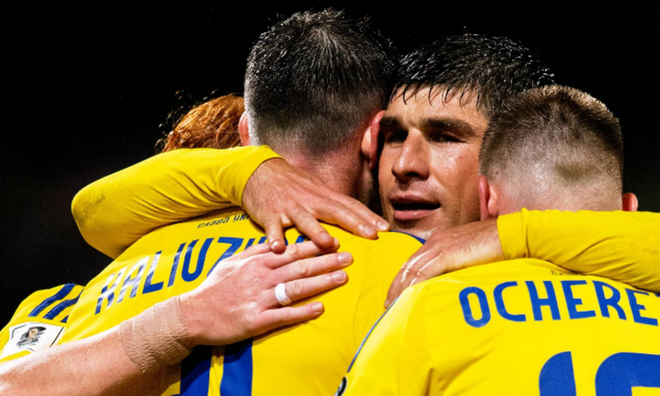 Калюжный и Очеретько забили дебютные голы за сборную Украины в матче с Исландией (ВИДЕО)