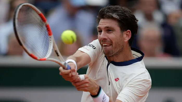 Кривдник Алькараса сконфузився в Парижі, програвши найменш рейтинговому переможцю в історії Мастерсів