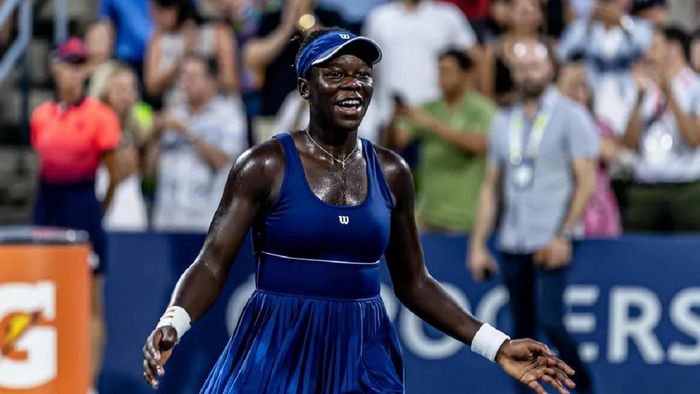 Битва сенсацій у Гонконгу: феномен з Канади здолала напарницю Кіченок