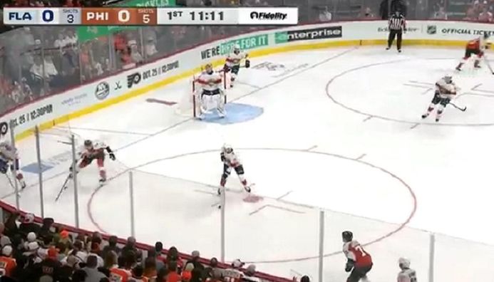 НХЛ: действующие чемпионы потерпели первое поражение в сезоне, Миннесота с Лос-Анжелесом устроили бешеную зарубу