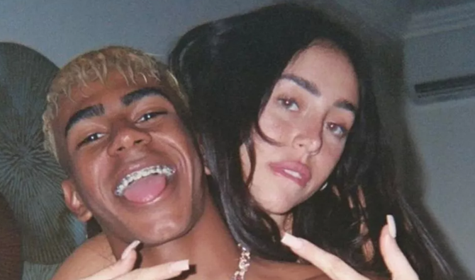 Звездная девушка Ямаля отреагировала на шокирующие слухи о беременности от 18-летнего вингера Барселоны