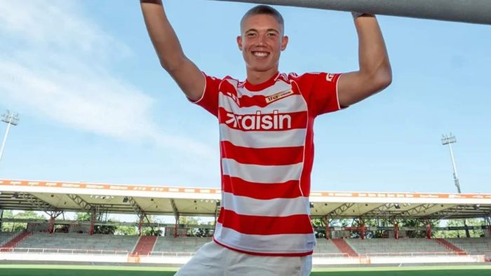 Український футболіст оформив асист у дебютному матчі за клуб Бундесліги в Кубку Німеччини (ВІДЕО)