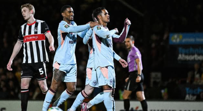 Грімсбі – Брентфорд / Фото Брентфорд