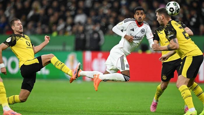 Борусія Д у серії пенальті вирвала путівку в 1/8 Кубка Німеччини – екс-гравці "бджіл" насолили Борусія Д у серії пенальті вирвала путівку в 1/8 Кубка Німеччини – екс-гравці "бджіл" насолили