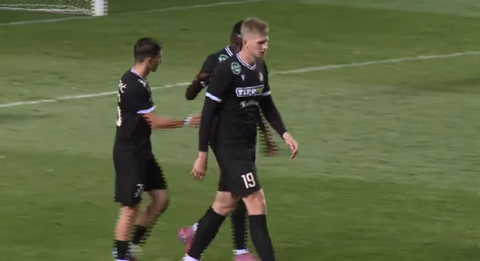 Український нападник-гігант оформив дубль за 1 хвилину й долучився до розгрому 9:0– відео голів