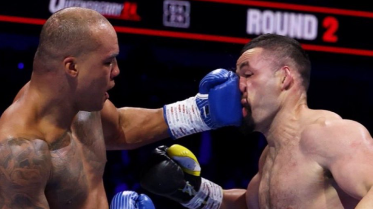 Вордлі б'є Паркера / Фото з відкритих джерел Вордлі б'є Паркера / Фото з відкритих джерел