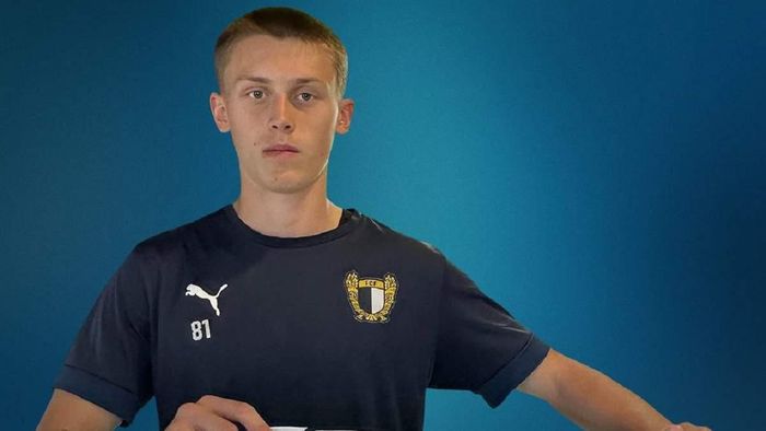 Зірка юнацької збірної України з футболу офіційно став гравцем португальського клубу