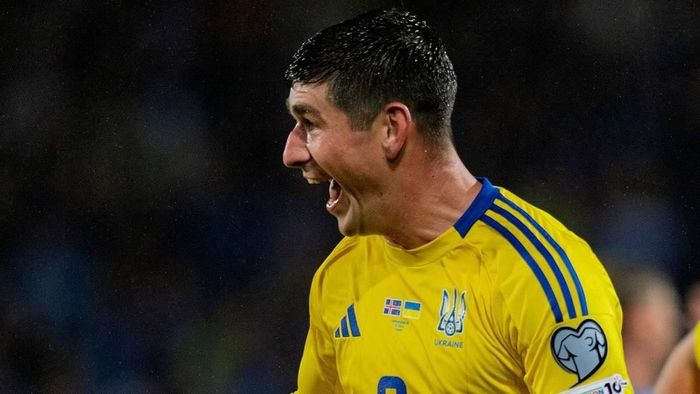 Маліновський обігнав Мілевського у списку найкращих бомбардирів збірної України після дублю з Ісландією 