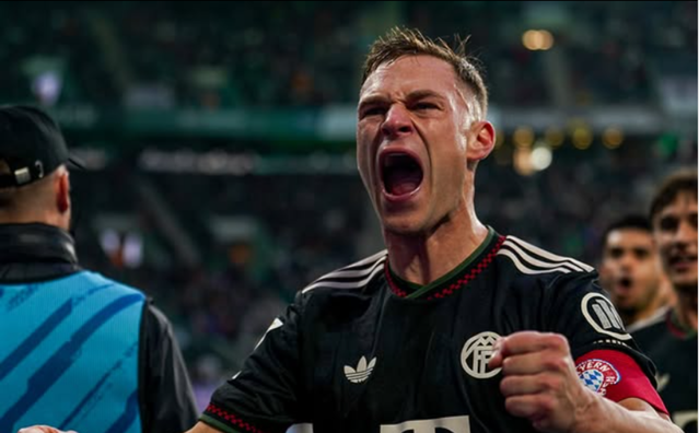 Баварія в більшості розгромила Борусію М у матчі з нереалізованим пенальті й закріпилась на вершині