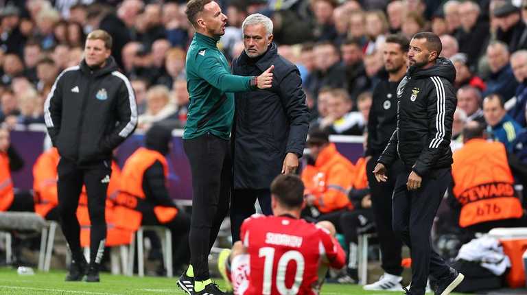 Ньюкасл – Бенфика – 3:0 / Фото Robbie Jay Barratt - AMA/Getty Images