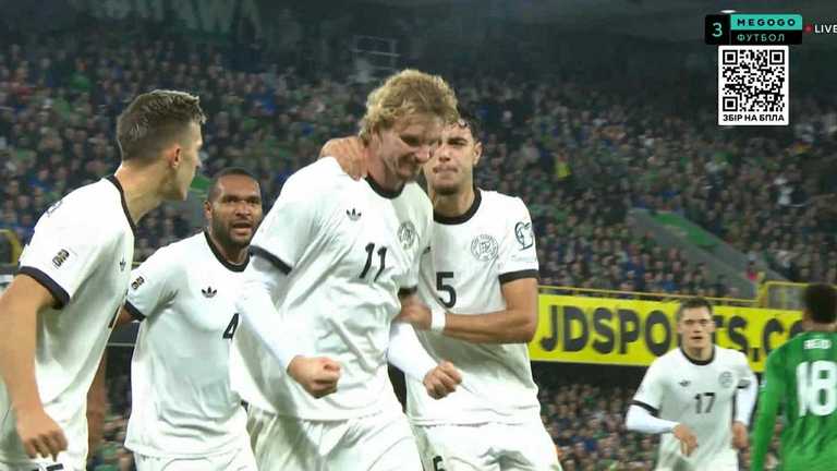 Німці святкують гол / Скріншот з трансляції Німці святкують гол / Скріншот з трансляції