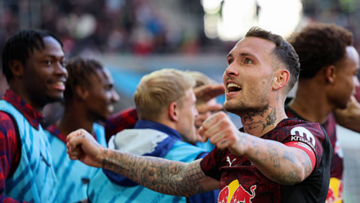 Бундеслига: РБ Лейпциг устроил погром и забил 6 голов Аугсбургу, победы Вольфсбурга и Айнтрахта Бундеслига: РБ Лейпциг устроил погром и забил 6 голов Аугсбургу, победы Вольфсбурга и Айнтрахта