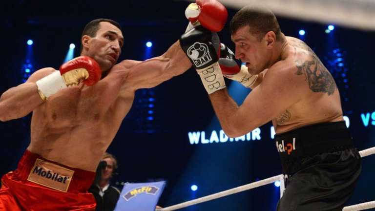 Володимир Кличко та Маріуш Вах / Фото EPA /UPG Володимир Кличко та Маріуш Вах / Фото EPA /UPG