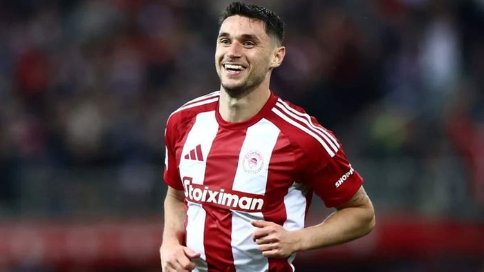 Зірка збірної України з футболу відновився після травми та може зіграти проти Барселони в ЛЧ