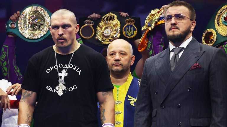 Олександр Усик та Олександр Красюк / фото: Getty images