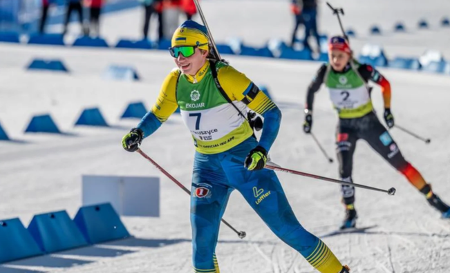 Українська біатлоністка несподівано виграла гонку на старті сезону – її не взяли в збірну на Кубок світу