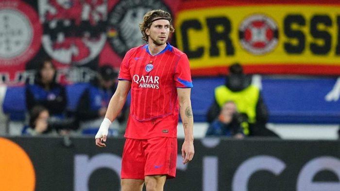 Забарний почув вердикт від французьких ЗМІ після перших місяців у ПСЖ: "У клубі усвідомлюють труднощі"