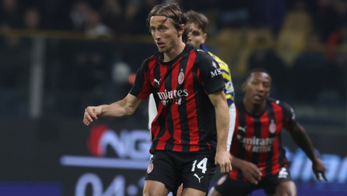 Мілан зазнав сенсаційного фіаско в Серії А, втративши перевагу в два голи Мілан зазнав сенсаційного фіаско в Серії А, втративши перевагу в два голи