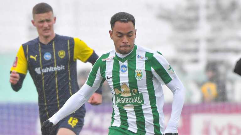 Бруніньйо / ФК Карпати Бруніньйо / ФК Карпати