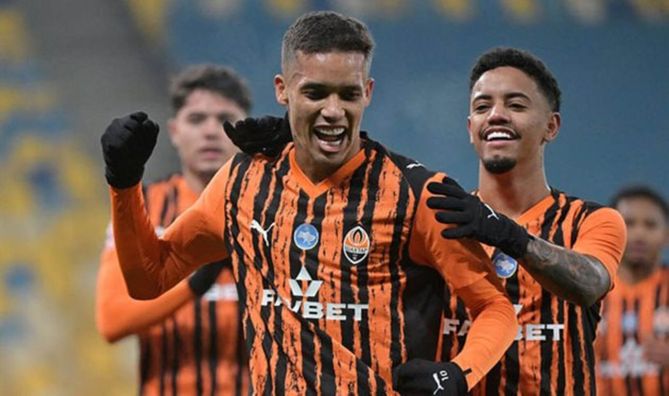 Шахтер устроил 6:0 Оболони и оторвался от Динамо на 10 очков – бразильцы в очередной раз зажгли