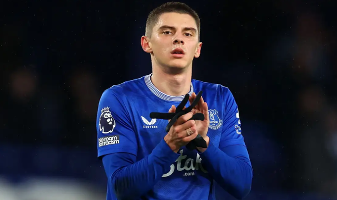 Манчестер Юнайтед – Евертон: Миколенко дізнався роль на поєдинок АПЛ – онлайн-трансляція матчу