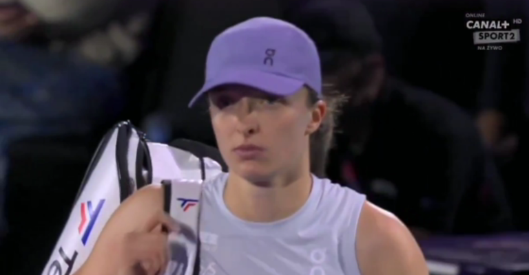 Ига Свёнтек / Скриншот