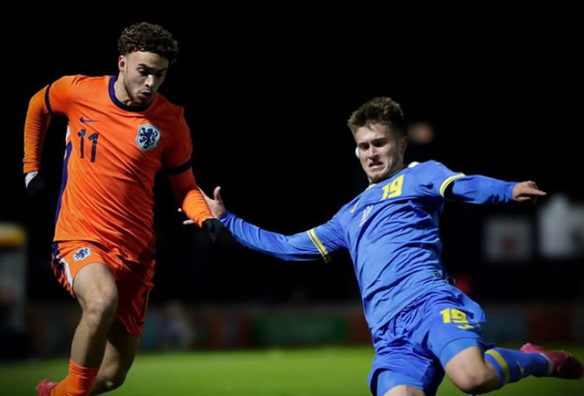 Капитан сборной Украины подписал контракт с клубом Первой лиги