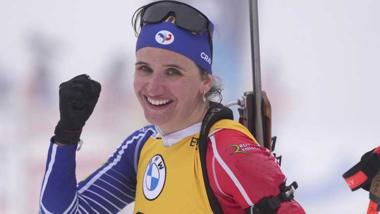 Жулия Симон / Matthias Schrader