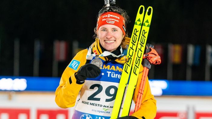 Зіркова біатлоністка офіційно повертається після народження дитини – вона пропустила весь минулий сезон